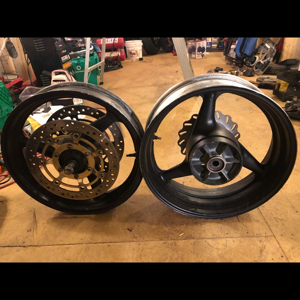 2000 Cbr F4i rims